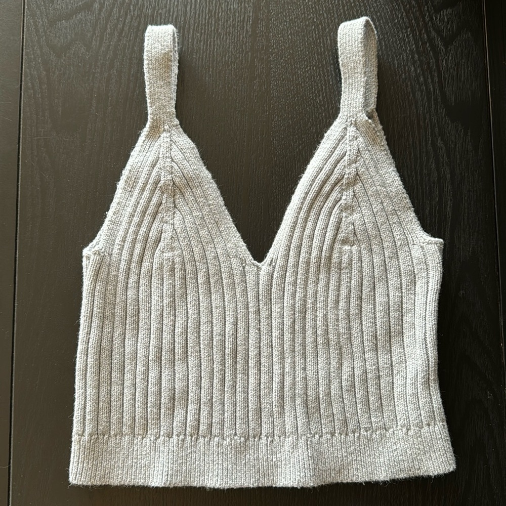 Aerie Women’s Gray Ribbed Cropped Top Size Medium